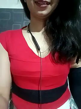 Snapshot of Fairy_Pie chatting on December 13, 2025, 11:44 pm Fairy Pie online show from December 13, 2025, 11:44 pm