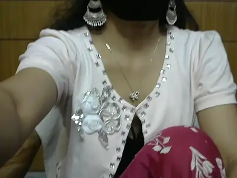 Fairy Pie online show from July 7, 2026, 8:12 pm