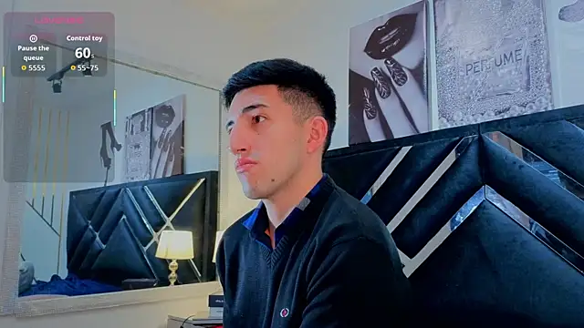 Un Sluttyy online show from May 9, 2026, 11:46 am