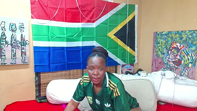 Snapshot of SexyDynamitexxx chatting on June 28, 2026, 6:25 pm SexyDynamitexxx online show from June 28, 2026, 6:25 pm