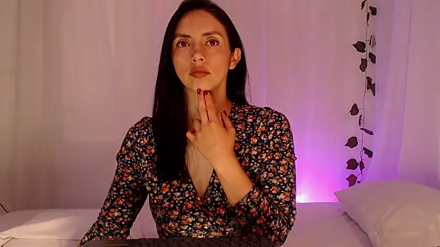 Snapshot of Belladonna_lips chatting on July 11, 2026, 12:33 am Belladonna lips online show from July 11, 2026, 12:33 am