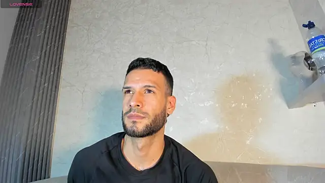 Snapshot of Jacob_Benelli chatting on June 28, 2026, 12:06 am Jacob Benelli online show from June 28, 2026, 12:06 am