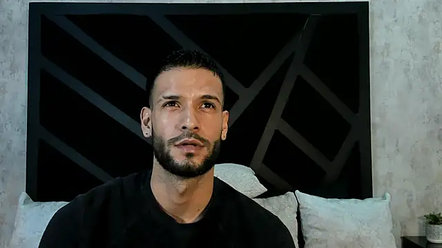 Snapshot of Jacob_Benelli chatting on July 16, 2026, 12:07 am Jacob Benelli online show from July 16, 2026, 12:07 am