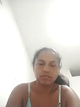  Lizeth  online show from April 9, 2026, 5:42 am