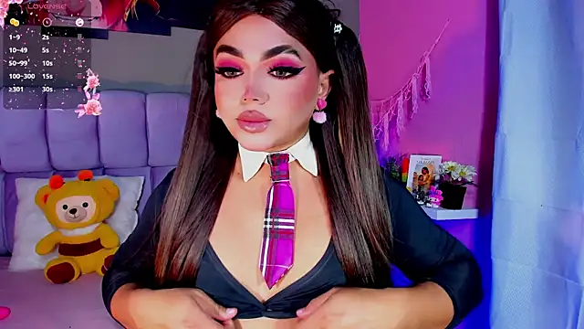 Lovely-Hinata online show from July 10, 2026, 4:23 am
