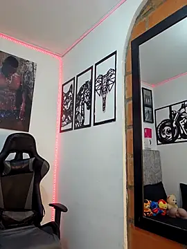 MIKE KILIANjs online show from April 9, 2026, 6:47 pm