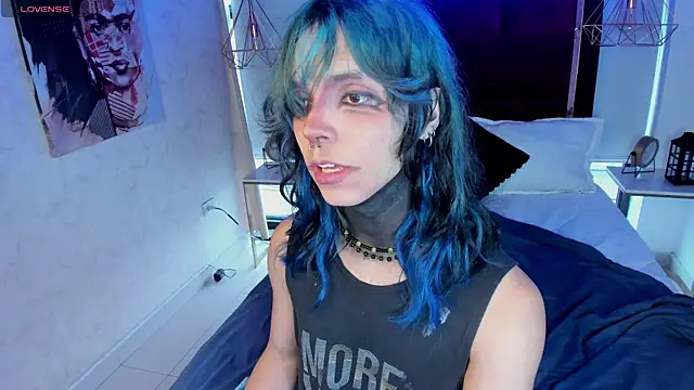 Snapshot of luxiel_ chatting on June 9, 2026, 9:16 pm luxiel online show from June 9, 2026, 9:16 pm