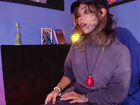 luxiel  online show from January 16, 2026, 9:19 pm