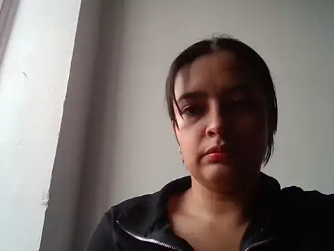 quenn-squirtanal online show from December 22, 2025, 4:40 pm