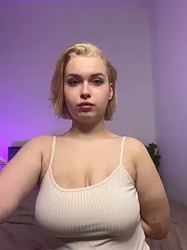 Angela bounce online show from November 8, 2025, 10:13 pm