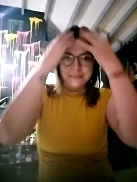 Snapshot of Chechi_miau chatting on November 12, 2025, 11:19 pm Chechi miau online show from November 12, 2025, 11:19 pm