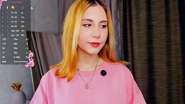 LilyMaiorano online show from November 9, 2025, 5:44 am