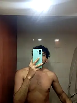 prototipoA45 online show from November 20, 2025, 4:35 am