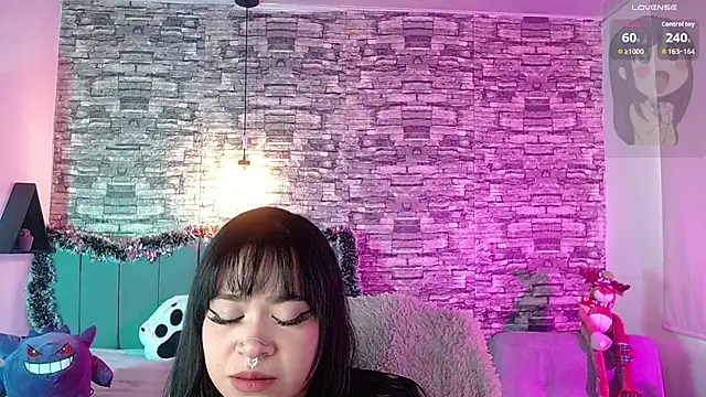 kyoko97 online show from November 8, 2025, 3:37 pm