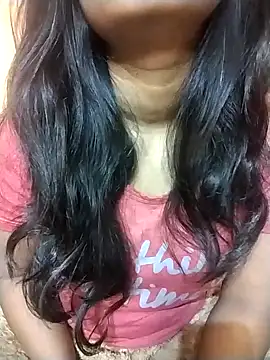 Sexy Divya   online show from February 23, 2026, 10:54 pm