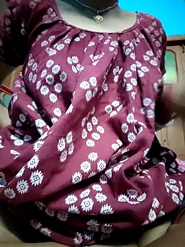 SUMIVABICUPLE215 online show from November 9, 2025, 10:41 am