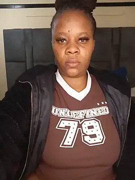 Snapshot of Emmylove-xr25 chatting on June 2, 2026, 7:25 pm Emmylove-xr25 online show from June 2, 2026, 7:25 pm