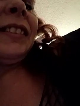 nikkibae33 online show from March 25, 2026, 8:35 am