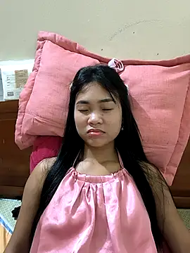 Lynly k2 online show from April 3, 2026, 2:23 pm