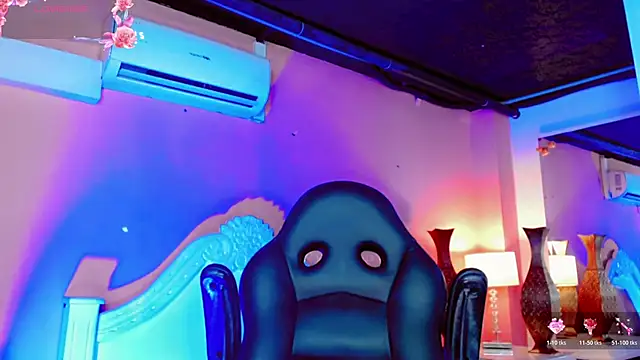 AnnaRouseQueen online show from February 27, 2026, 7:57 pm