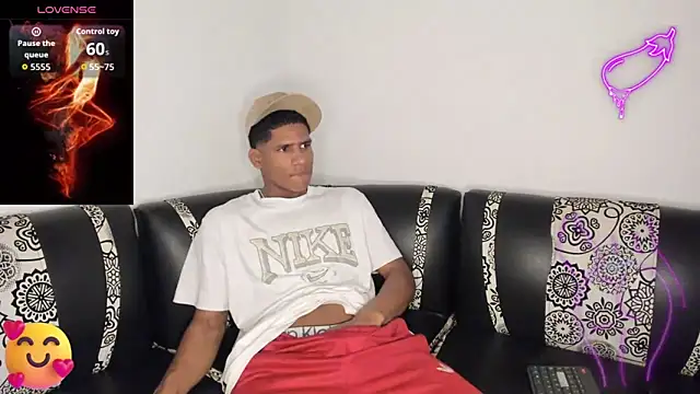 JUANBIGCOCK21CM online show from April 7, 2026, 6:21 pm