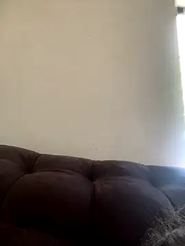 carolinn3 online show from November 11, 2025, 5:52 pm