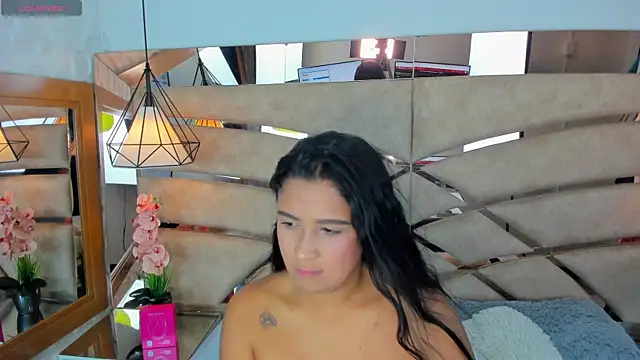 Snapshot of PARKERTHOMPSON chatting on November 15, 2025, 6:01 pm PARKERTHOMPSON online show from November 15, 2025, 6:01 pm