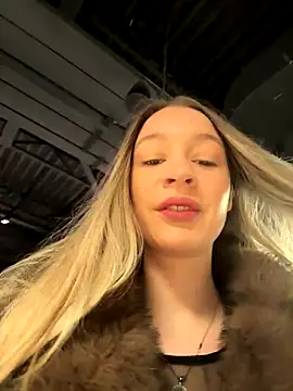 SashaCatt online show from November 20, 2025, 7:20 am