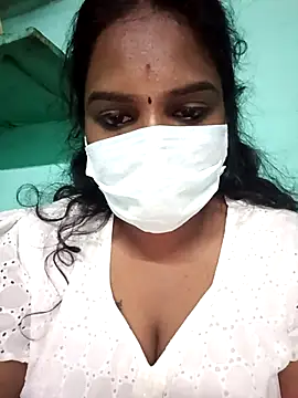 Snapshot of Tamil_Hot_Pooja chatting on November 9, 2025, 4:55 pm Tamil Hot Pooja online show from November 9, 2025, 4:55 pm