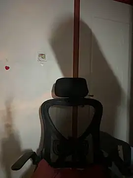 xoxo7799 online show from November 15, 2025, 2:32 pm