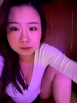 xoxo7799 online show from December 14, 2025, 6:02 pm