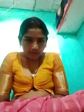 Snapshot of Seema_ji12 chatting on January 13, 2026, 7:12 am Seema ji12 online show from January 13, 2026, 7:12 am