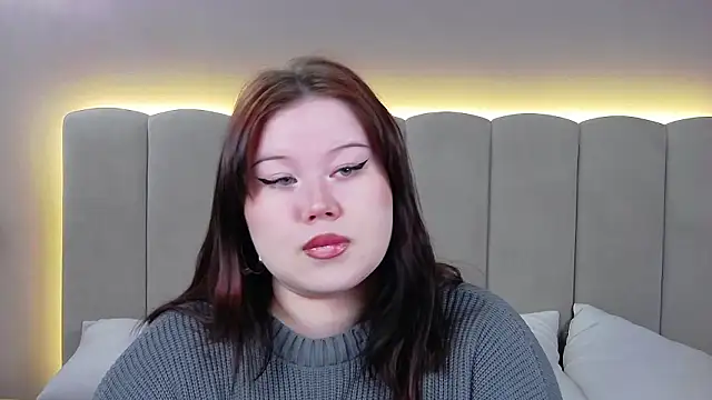 EvaNova  online show from February 25, 2026, 4:23 am