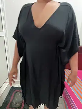 Snapshot of Ramishika chatting on November 9, 2025, 12:20 pm Ramishika online show from November 9, 2025, 12:20 pm