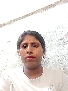 Maya mohni online show from May 24, 2026, 2:55 am