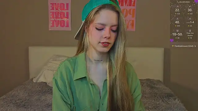 Snapshot of TiffinyMergist chatting on January 10, 2026, 6:47 pm TiffinyMergist online show from January 10, 2026, 6:47 pm