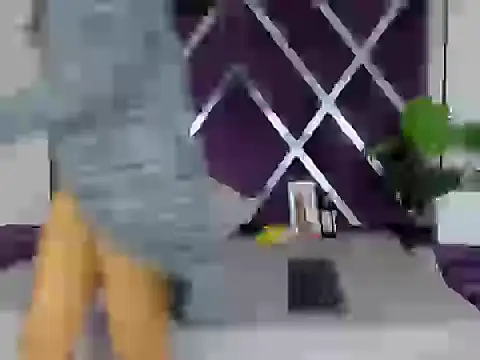 Snapshot of ninaasm chatting on December 14, 2025, 12:55 pm ninaasm online show from December 14, 2025, 12:55 pm