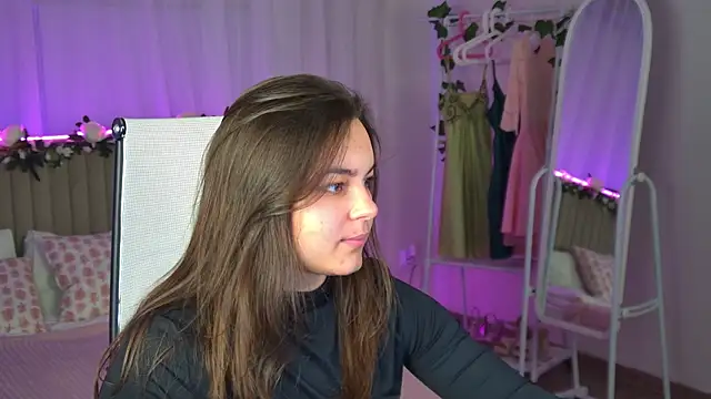 Snapshot of FrancescaCavaliere chatting on July 8, 2026, 3:56 pm FrancescaCavaliere online show from July 8, 2026, 3:56 pm