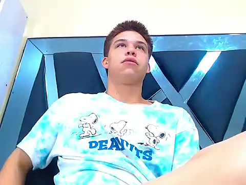 Liam York  online show from January 13, 2026, 9:08 pm