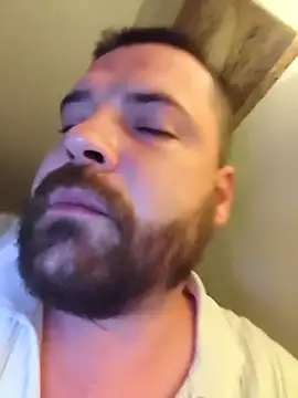 Snapshot of tomluckies chatting on November 9, 2025, 5:00 am tomluckies online show from November 9, 2025, 5:00 am