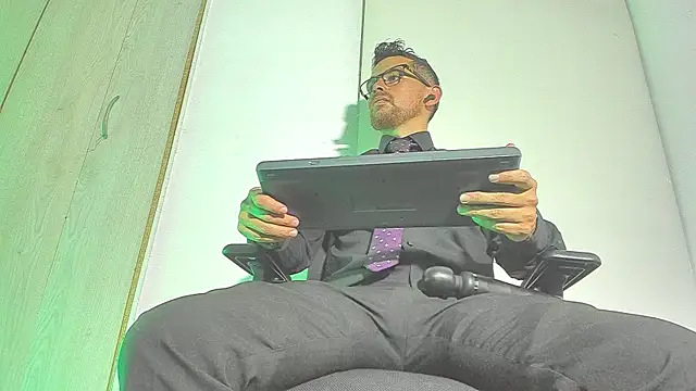 Snapshot of Prince1_dark chatting on November 23, 2025, 5:39 am Prince1 dark online show from November 23, 2025, 5:39 am