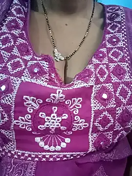 Snapshot of Nisha_Hindi chatting on January 9, 2026, 8:10 am Nisha Hindi online show from January 9, 2026, 8:10 am