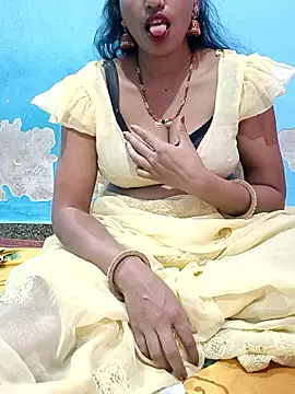 Snapshot of Nisha_Hindi chatting on December 16, 2025, 7:29 pm Nisha Hindi online show from December 16, 2025, 7:29 pm