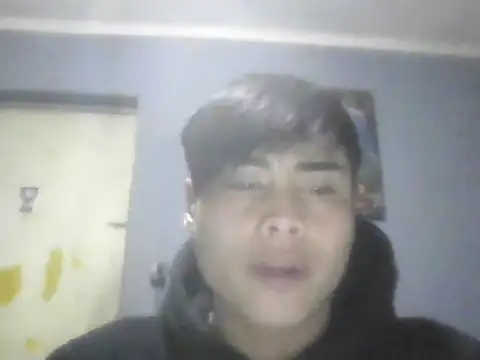 Snapshot of yoelparadodel69 chatting on June 19, 2026, 4:29 am yoelparadodel69 online show from June 19, 2026, 4:29 am