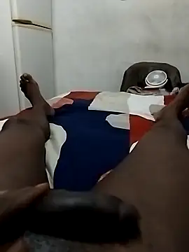 Snapshot of Theo_lion4 chatting on November 9, 2025, 8:46 pm Theo lion4 online show from November 9, 2025, 8:46 pm