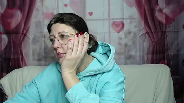 Snapshot of RoseHille chatting on February 8, 2026, 6:22 am RoseHille online show from February 8, 2026, 6:22 am