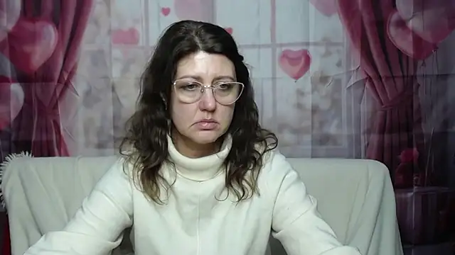 Snapshot of RoseHille chatting on February 12, 2026, 3:23 pm RoseHille online show from February 12, 2026, 3:23 pm