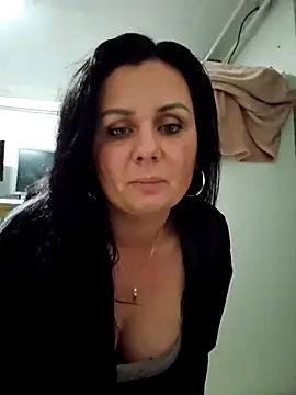 Snapshot of Always_foryou chatting on November 10, 2025, 8:58 pm Always foryou online show from November 10, 2025, 8:58 pm