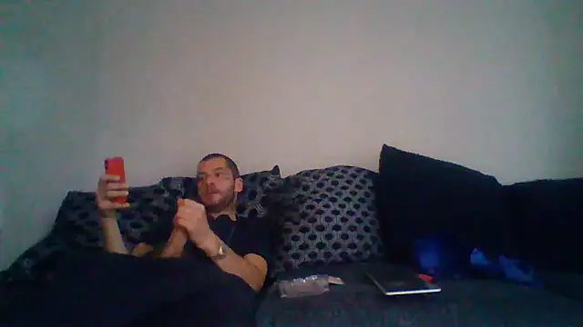 Kinkycouple142 online show from June 12, 2026, 6:38 pm