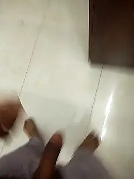 tanvir69777 online show from November 10, 2025, 12:37 am